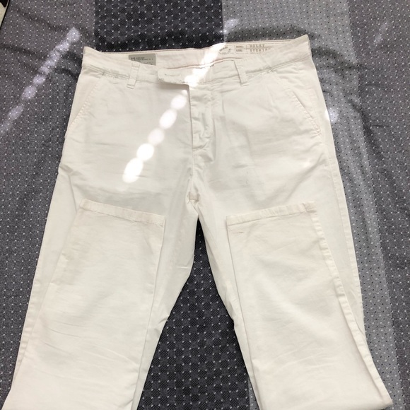 Other - Gas Jeans White Chino Pants